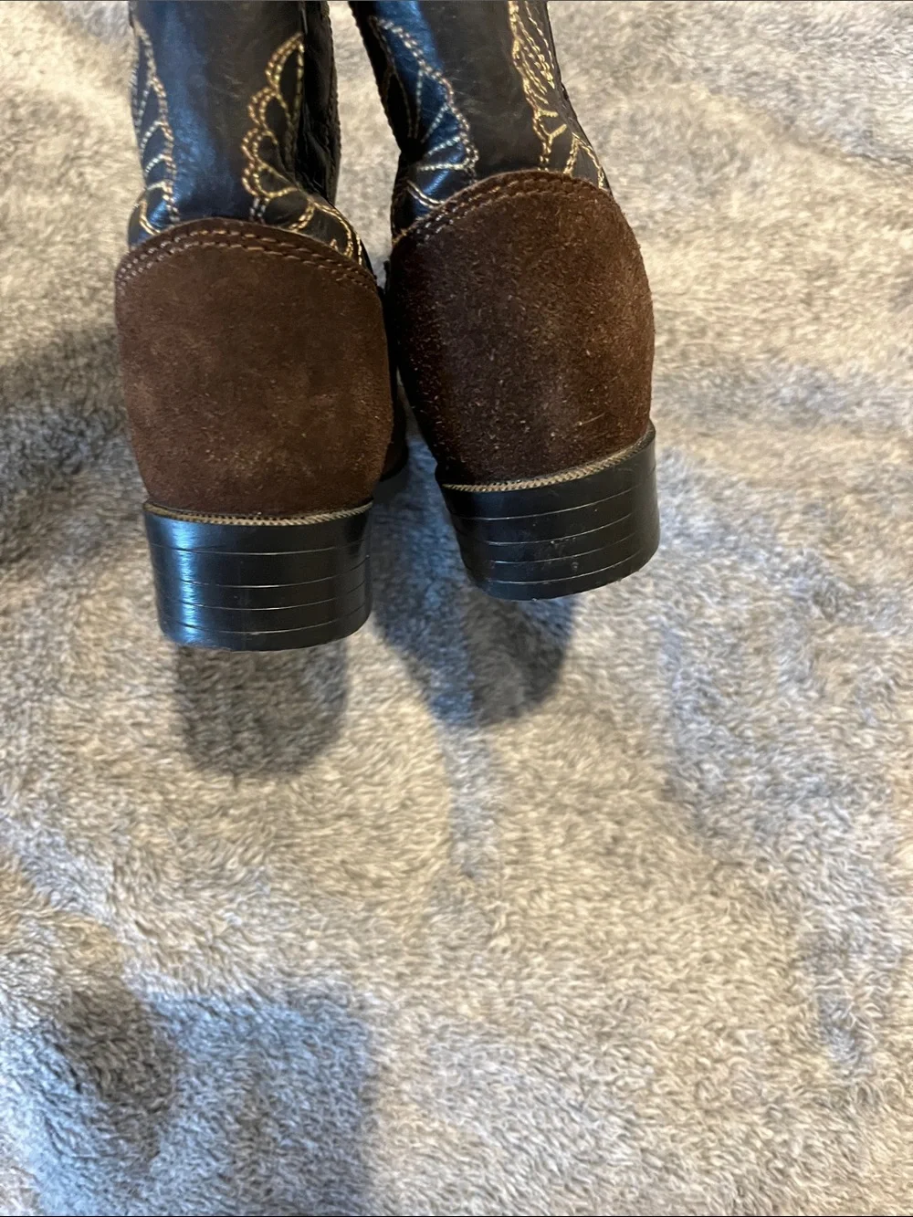 Masterson Boots (5.5) & Realtree Crocs (5) Bundle